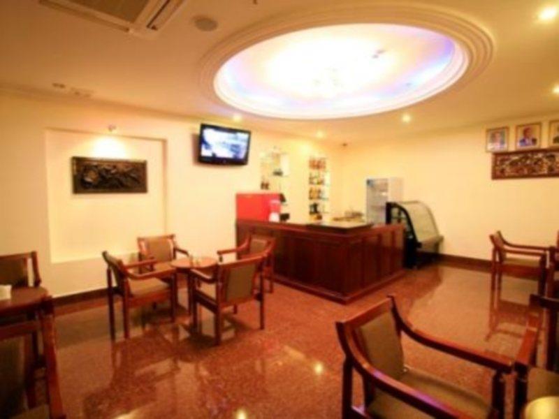 Cardamom Hotel & Apartment Phnom Pen Exterior foto